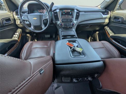 Used 2020 Chevrolet Tahoe Premier w/ Premier Plus Edition RWD image 29