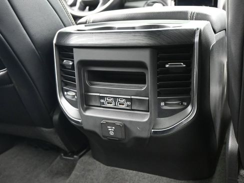 Used 2023 RAM 1500 Laramie RWD image 39