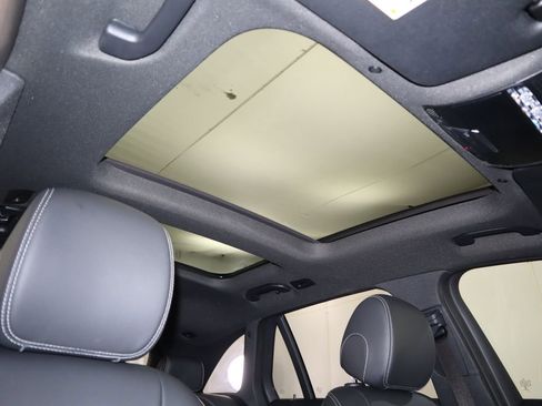 Certified 2022 Mercedes-Benz GLC 300 image 18