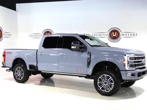 Used 2026 Ford F250 Platinum w/ Platinum Plus Package image 6