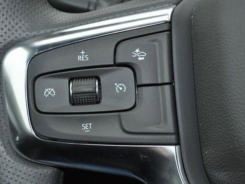 New 2025 Chevrolet Blazer LT w/ Convenience Package image 18