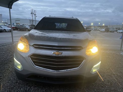 Used 2016 Chevrolet Equinox LT w/ Convenience Package image 2