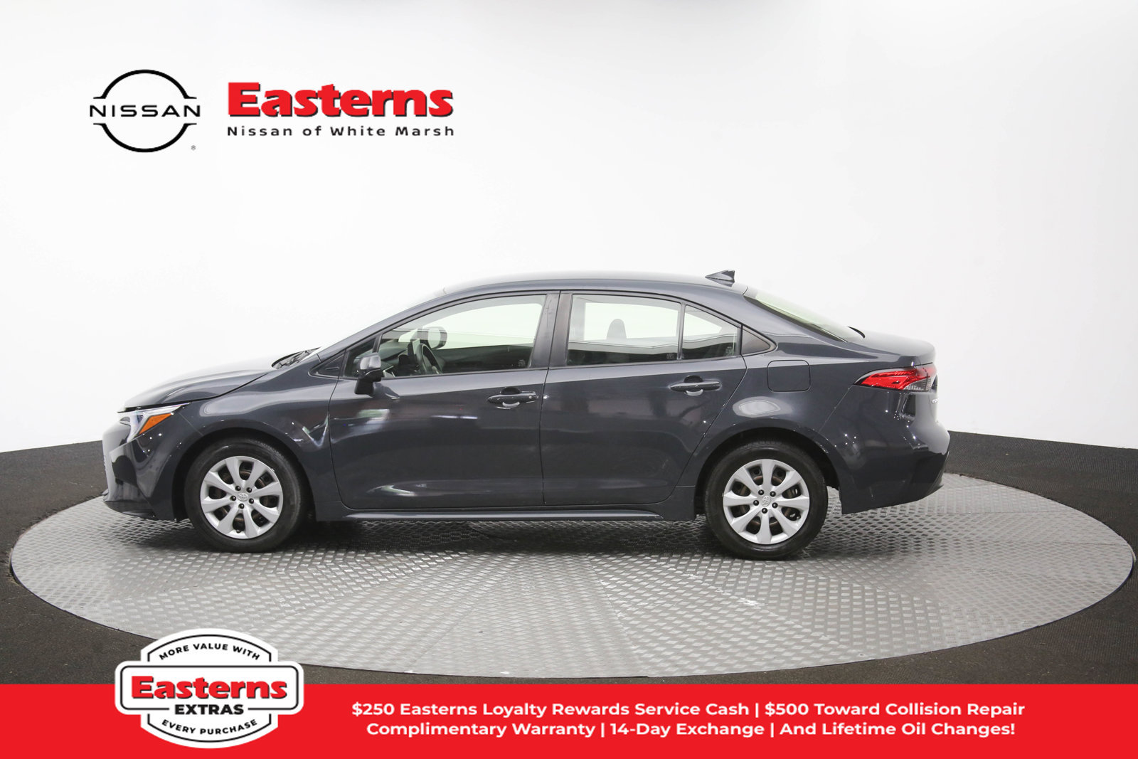 Used 2023 Toyota Corolla LE w/ Carpet Mat Package (TMS) FWD image 93