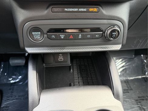 Used 2025 Ford Bronco Sport Big Bend w/ Convenience Package AWD/4WD image 14