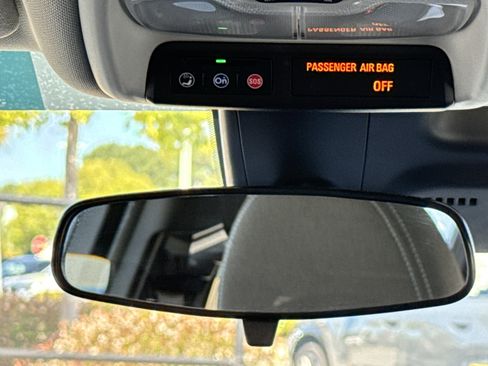 Certified 2023 Chevrolet Bolt EUV LT image 26