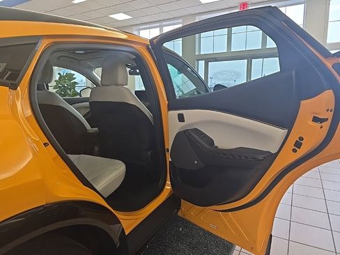 Used 2022 Ford Mustang Mach-E Premium image 35