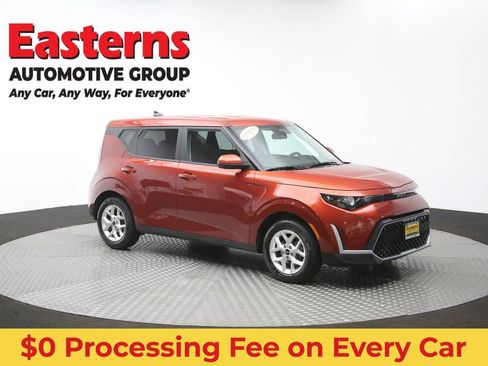 Used 2024 Kia Soul LX w/ Option Group 015 FWD image 48