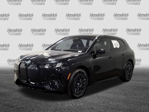 New 2026 BMW iX xDrive45 image 3