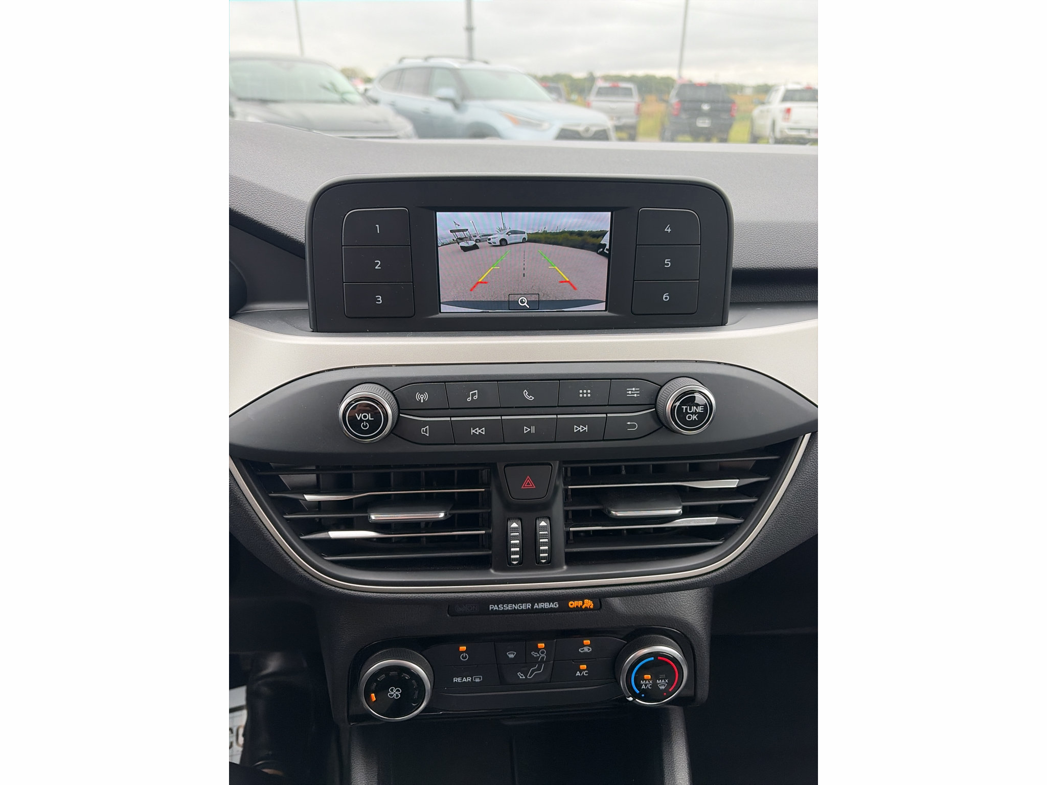 Used 2022 Ford Escape S AWD/4WD image 10