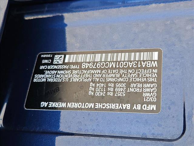 Used 2021 BMW 530e w/ Premium Package RWD image 25