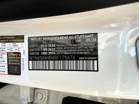 Used 2024 Mercedes-Benz GLC 300 4MATIC image 37