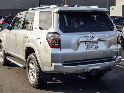 Used 2018 Toyota 4Runner SR5 image 22