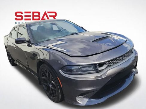 Used 2017 Dodge Charger R/T RWD image 1