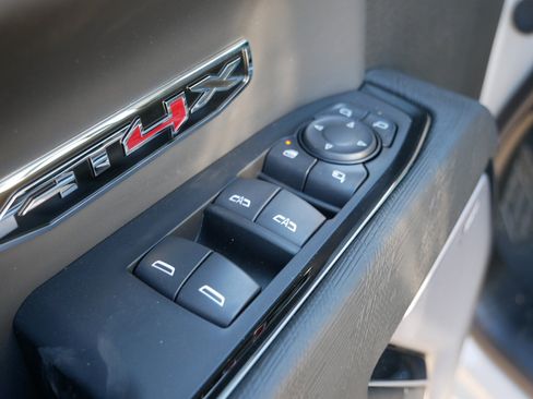 New 2026 GMC Sierra 1500 AT4X w/ LPO, Black Badging Package image 16