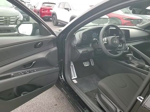 New 2026 Hyundai Elantra Sport image 11