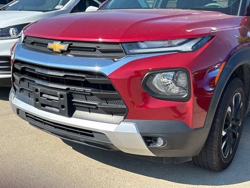 Used 2021 Chevrolet TrailBlazer LT w/ Convenience Package AWD/4WD image 21