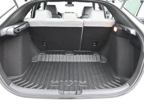 Used 2025 Honda Civic Sport image 9