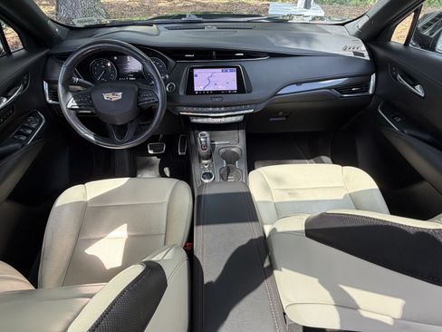 Used 2019 Cadillac XT4 Sport AWD/4WD image 35