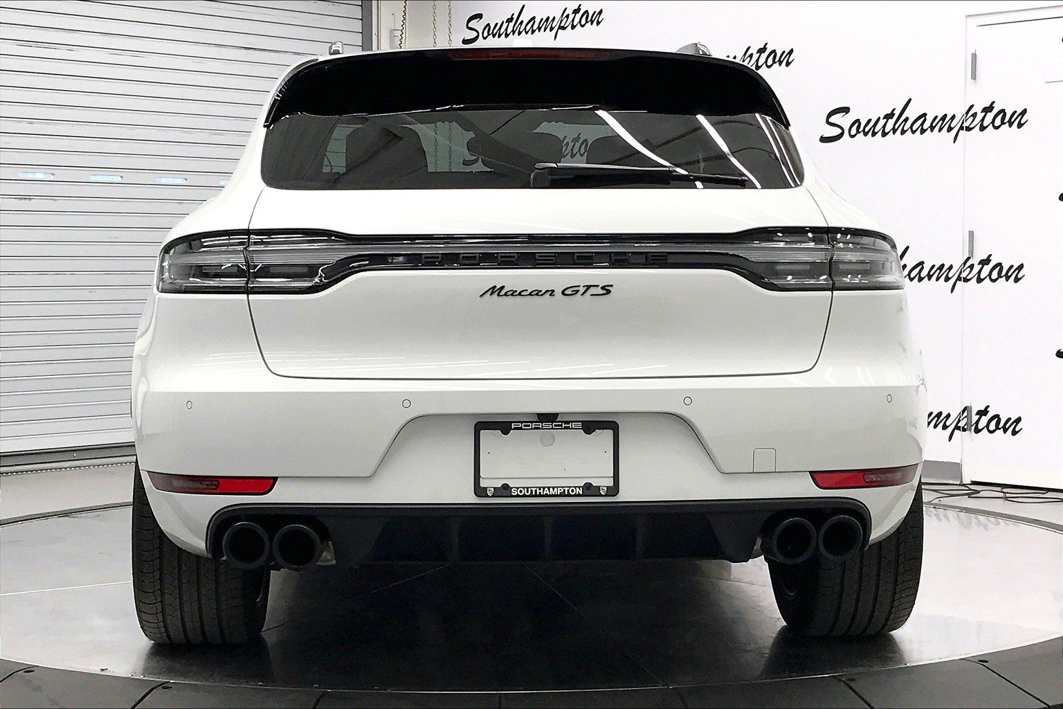 Used 2020 Porsche Macan GTS AWD/4WD image 3