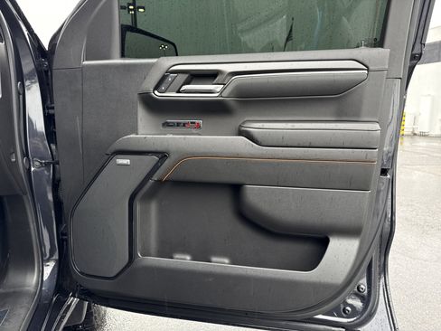 Used 2024 GMC Sierra 1500 AT4 w/ Technology Package image 33