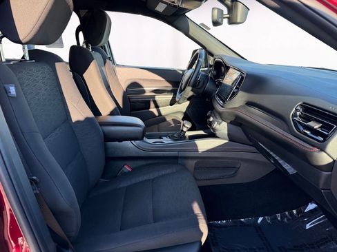 Used 2025 Dodge Durango GT image 15