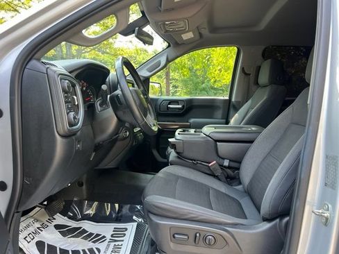 Used 2019 Chevrolet Silverado 1500 LT w/ All-Star Edition AWD/4WD image 12