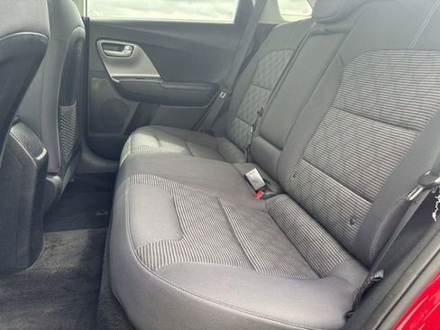 Used 2019 Kia Niro LX FWD image 9