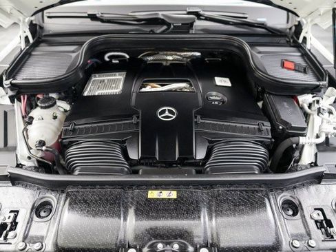 Used 2024 Mercedes-Benz Maybach GLS 600 GLS Maybach GLS 600 image 36