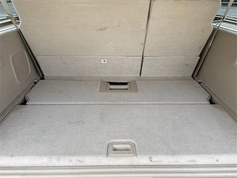 Used 2017 Ford Expedition EL XLT w/ Equipment Group 202A image 10