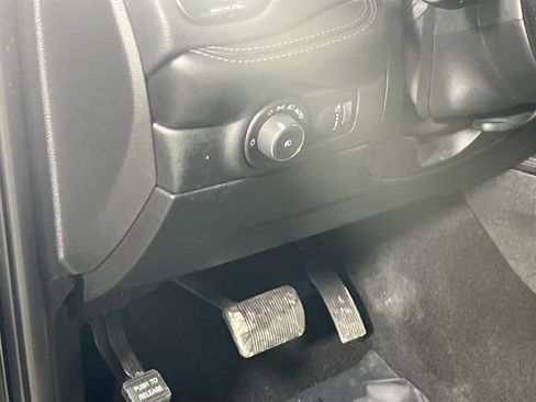 Used 2021 Dodge Durango GT image 10