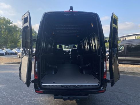New 2024 Mercedes-Benz Sprinter 3500 image 18
