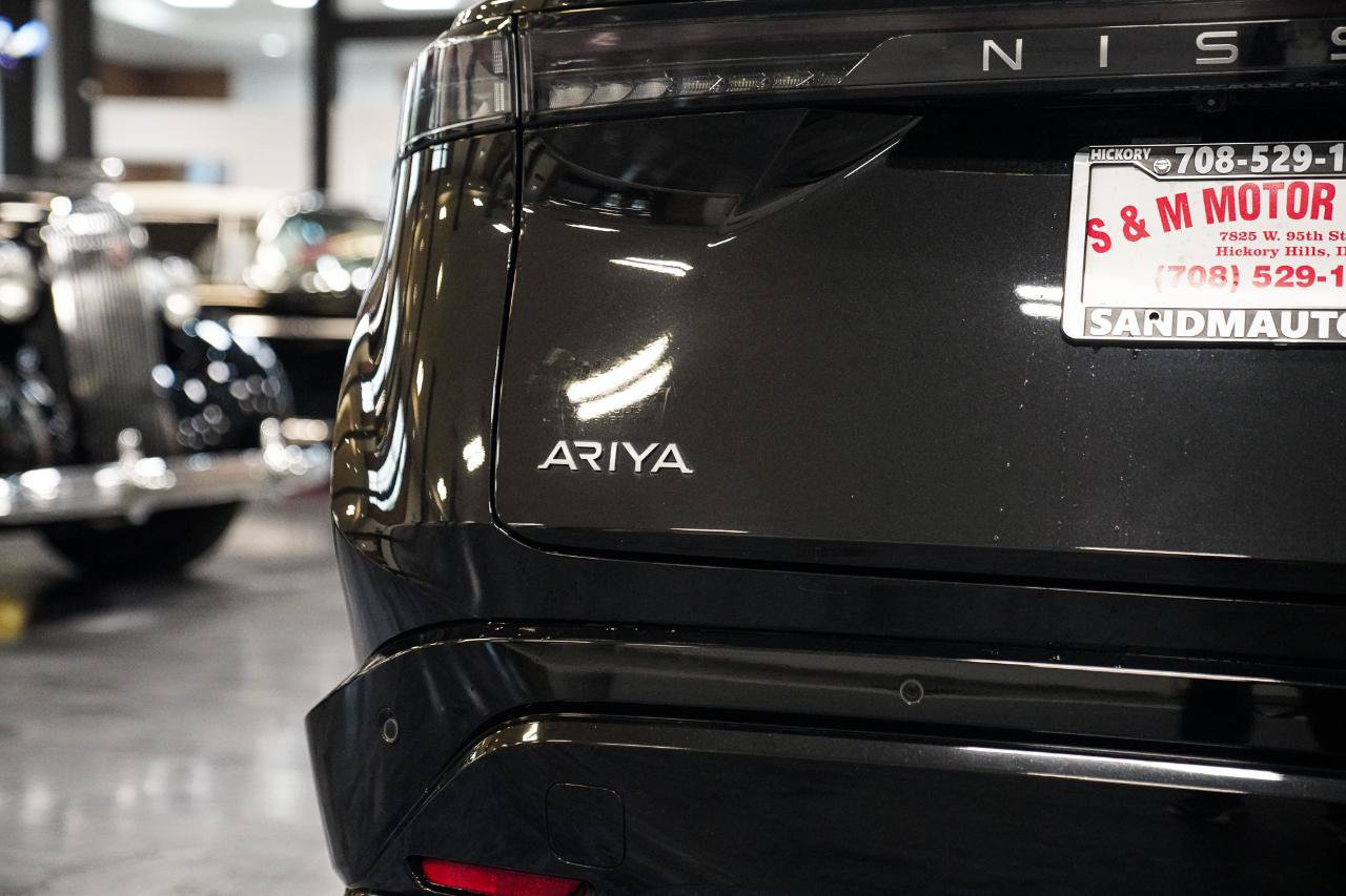 Used 2023 Nissan Ariya FWD image 17