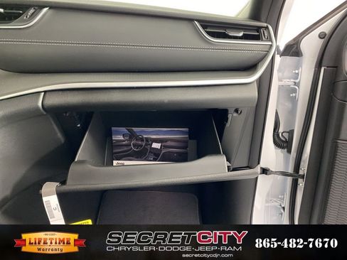 New 2026 Jeep Grand Cherokee Laredo X image 33