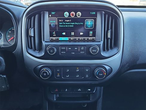 Used 2015 Chevrolet Colorado LT w/ LT Convenience Package image 19