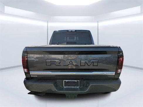 Used 2018 RAM 2500 Limited image 4