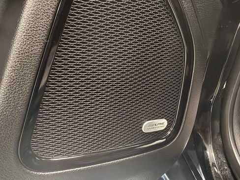 Used 2024 Jeep Compass Limited w/ Sun and Sound Group image 10