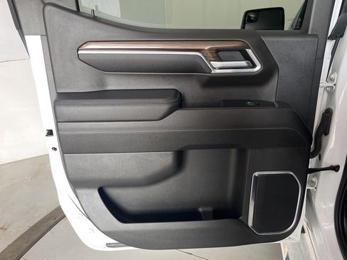 Used 2023 Chevrolet Silverado 1500 LT image 26