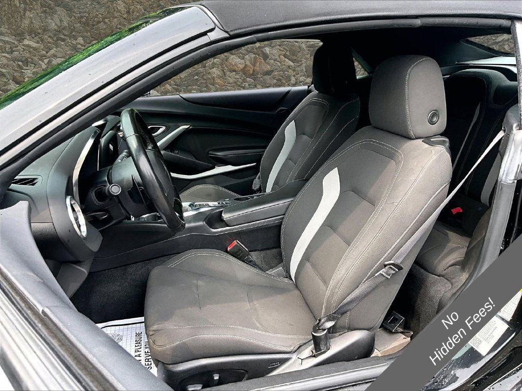Used 2020 Chevrolet Camaro LT RWD image 20