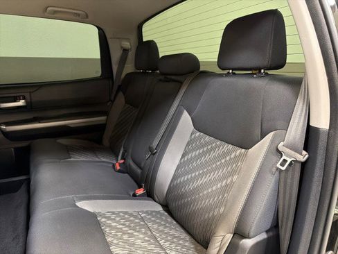 Used 2019 Toyota Tundra SR5 w/ SR5 Upgrade Package image 38