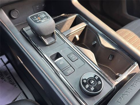 Used 2023 Nissan Pathfinder Rock Creek AWD/4WD image 22