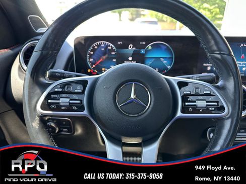 Used 2020 Mercedes-Benz GLB 250 4MATIC w/ AMG Line image 19