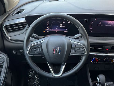 Used 2025 Buick Encore GX Preferred image 27