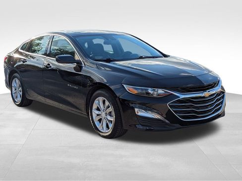 Certified 2024 Chevrolet Malibu LT image 2