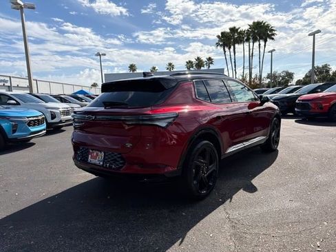New 2026 Chevrolet Equinox EV RS image 10