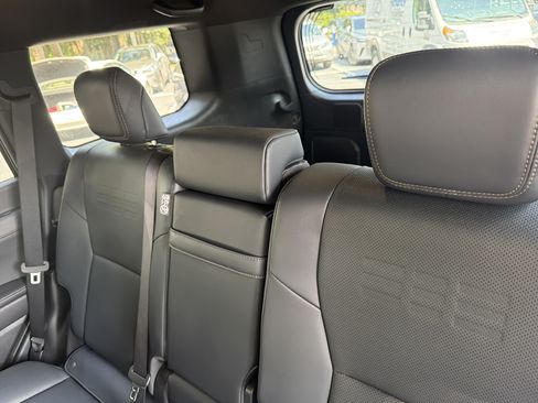 Used 2026 Lexus GX 550 AWD/4WD image 34
