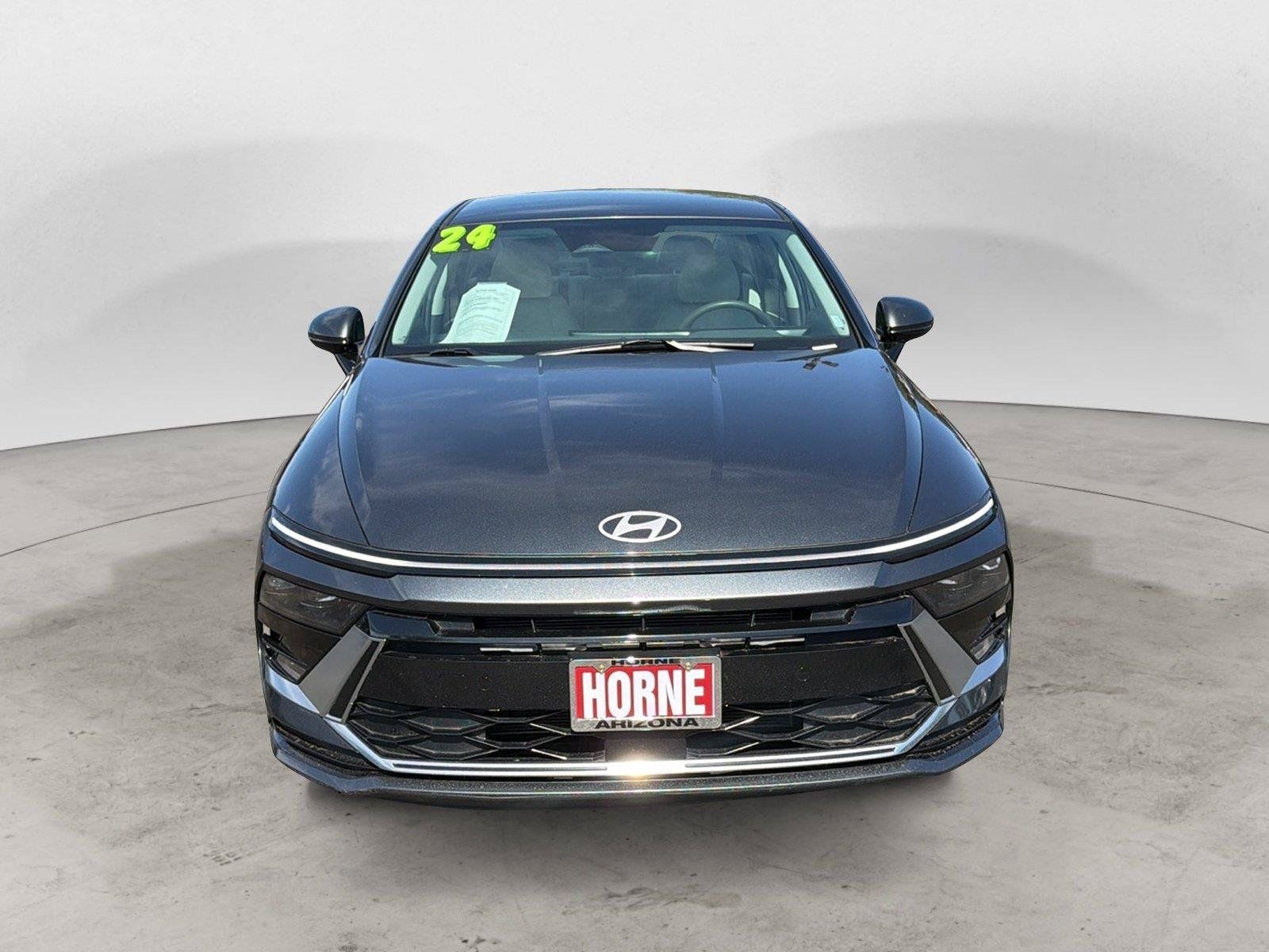 Used 2024 Hyundai Sonata SEL FWD image 2