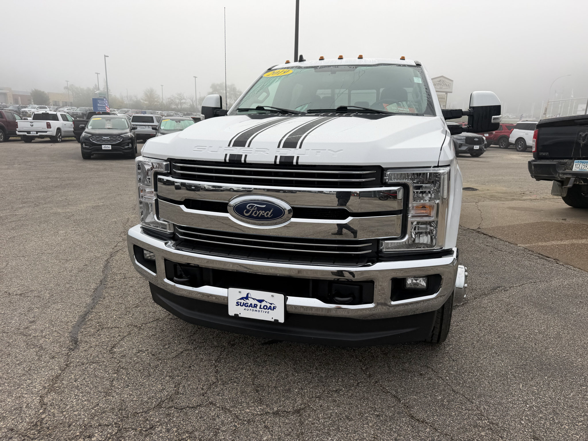 Used 2019 Ford F350 Lariat w/ Lariat Value Package AWD/4WD image 2
