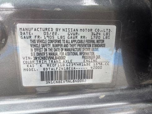 Used 2022 Nissan Versa SV image 50