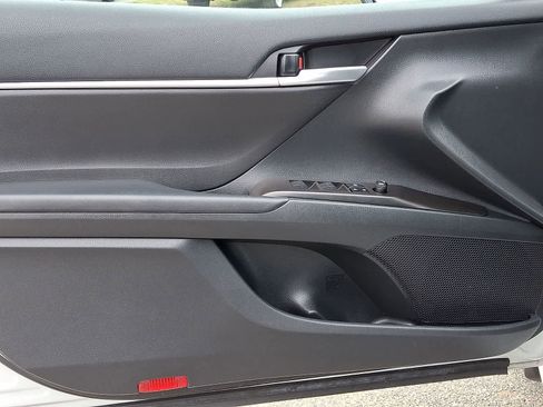 Used 2023 Toyota Camry LE image 14