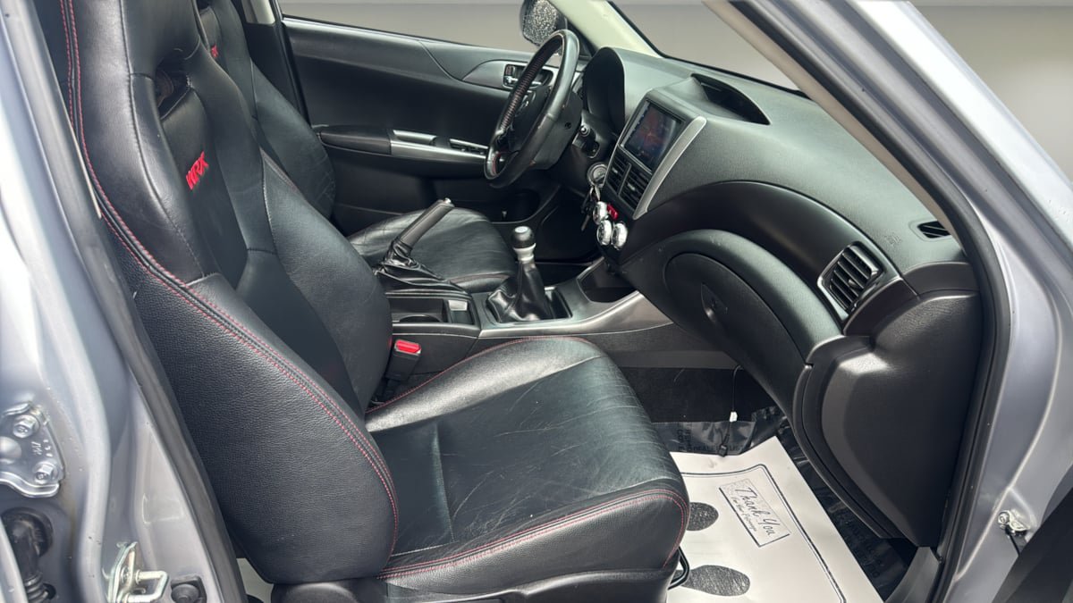 Used 2013 Subaru Impreza WRX Limited w/ Popular Pkg 2 AWD/4WD image 9